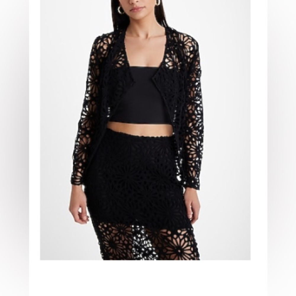 NEW - EXPRESS Black Lace Floral Jacket and Skirt Set size M